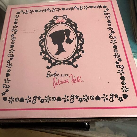 Patricia Field x Barbie Black Embossed Leather wallet NWT in original Box. Rare - Picture 9 of 11